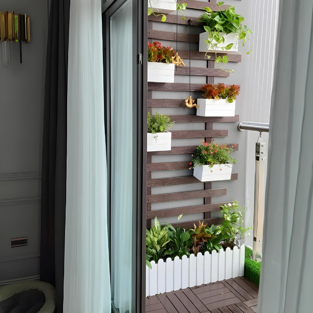 Balkon Duvarınızı Küçük Bir Bahçeye Dönüştürün
