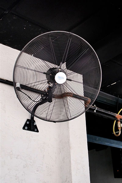 Hims HEF-DA750 210W 75 cm Siyah 3 Kanat Anahtarlı Sanayi Tipi Duvar Vantilatörü - Thumbnail