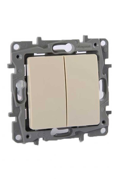 Legrand - Legrand 767406 Salbei 10A Bej Komütatör Anahtar