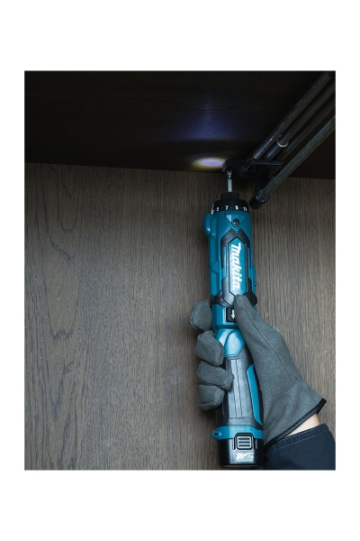 Makita - Makita DF012DSE 7.2V Li Akülü Darbesiz Vidalama Makita DF012DSE 7.2V Li Akülü Darbesiz Vidalama - Thumbnail