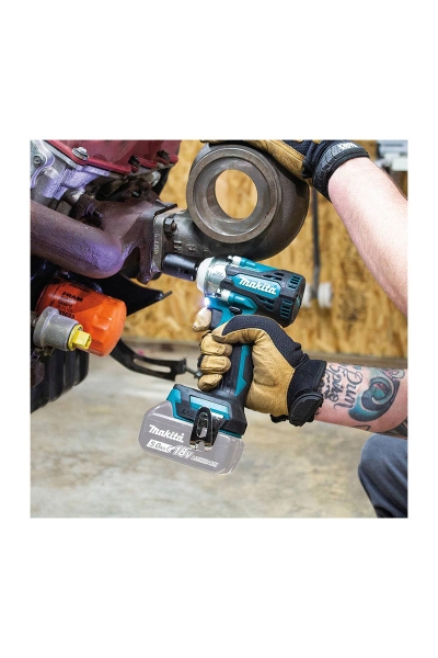 Makita - Makita DTW300RTJ 18V 5Ah Li-ion Akülü Darbeli Somun Sıkma Makita DTW300RTJ 18V 5Ah Li-ion Akülü Darbeli Somun Sıkma - Thumbnail