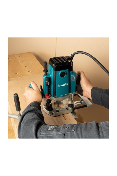 Makita RP2303FC 2.300W 10.45Ah Devir Ayarlı Elektronik Dik Freze - Thumbnail