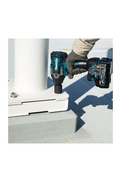 Makita - Makita TW007GM201 XGT 40V 4Ah Li-ion Akülü Darbeli Somun Sıkma Makita TW007GM201 XGT 40V 4Ah Li-ion Akülü Darbeli Somun Sıkma - Thumbnail